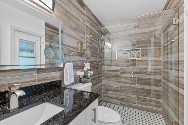 1236 SW 75th Avenue, North Lauderdale, FL 33068