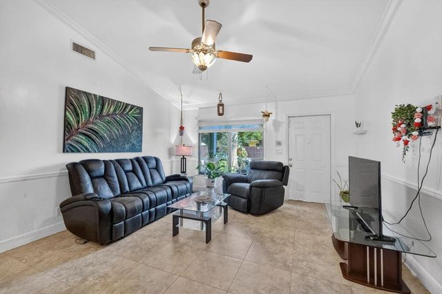 1236 SW 75th Avenue, North Lauderdale, FL 33068