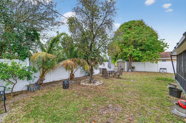 1236 SW 75th Avenue, North Lauderdale, FL 33068