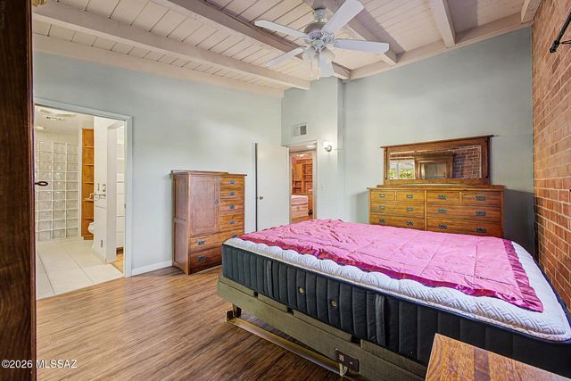 16225 N Columbus Boulevard, Tucson, AZ 85739
