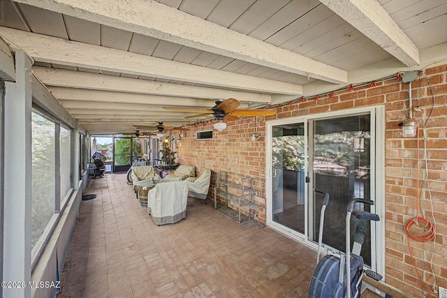 16225 N Columbus Boulevard, Tucson, AZ 85739