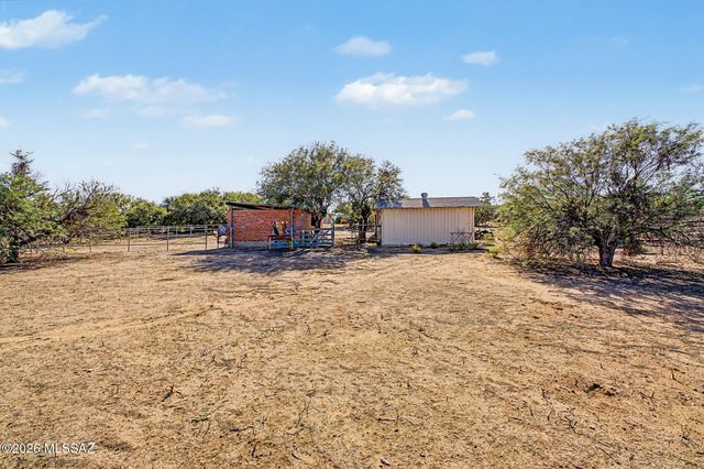 16225 N Columbus Boulevard, Tucson, AZ 85739