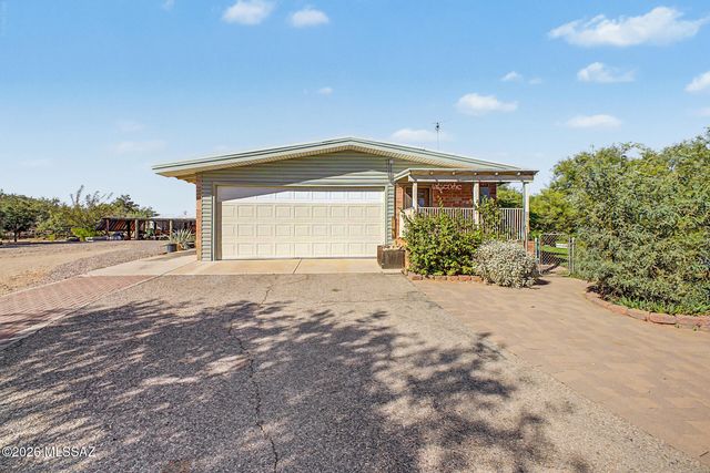 16225 N Columbus Boulevard, Tucson, AZ 85739