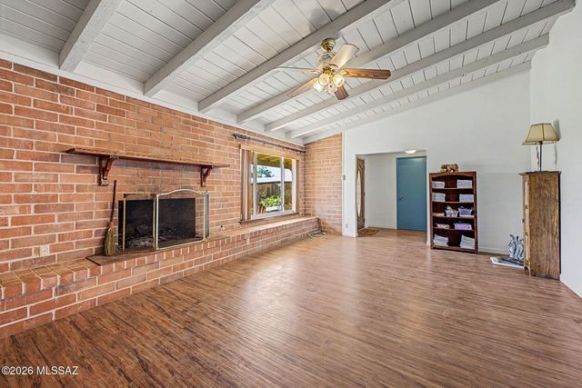 16225 N Columbus Boulevard, Tucson, AZ 85739