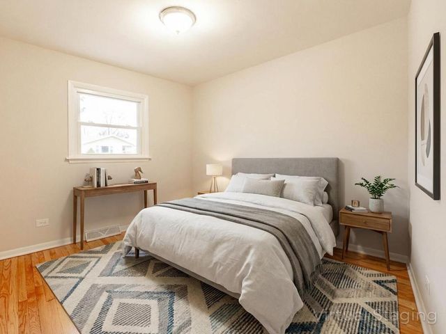 18331 Hickory Street, Lansing, IL 60438