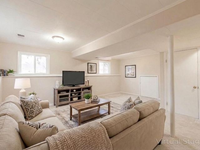 18331 Hickory Street, Lansing, IL 60438