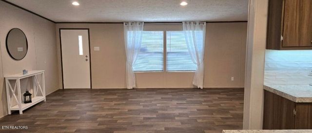 434 Liberty Road, Wartburg, TN 37887