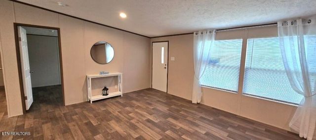 434 Liberty Road, Wartburg, TN 37887