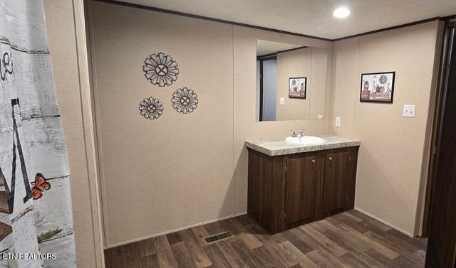 434 Liberty Road, Wartburg, TN 37887