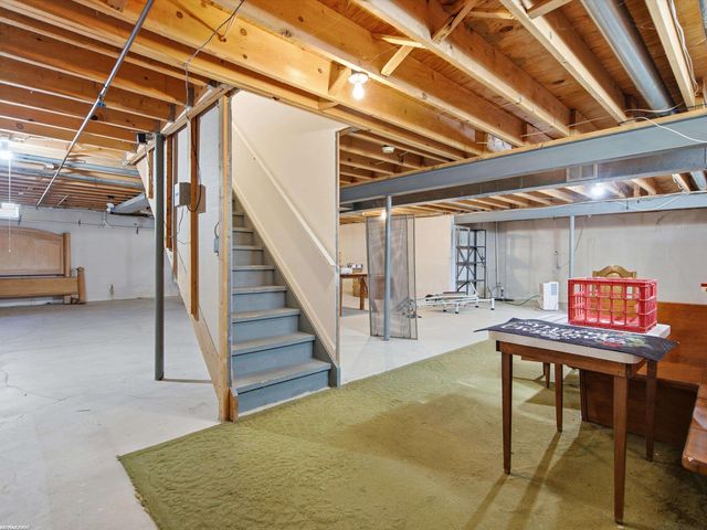 6737 Copper Creek Drive, Washington, MI 48094