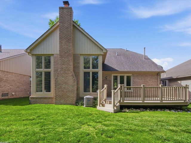6737 Copper Creek Drive, Washington, MI 48094