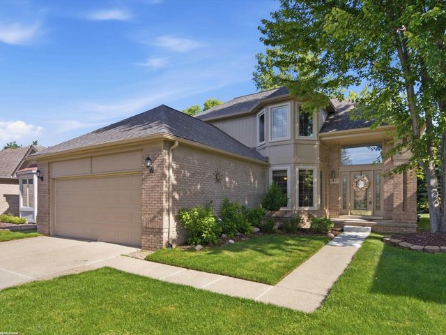 6737 Copper Creek Drive, Washington, MI 48094