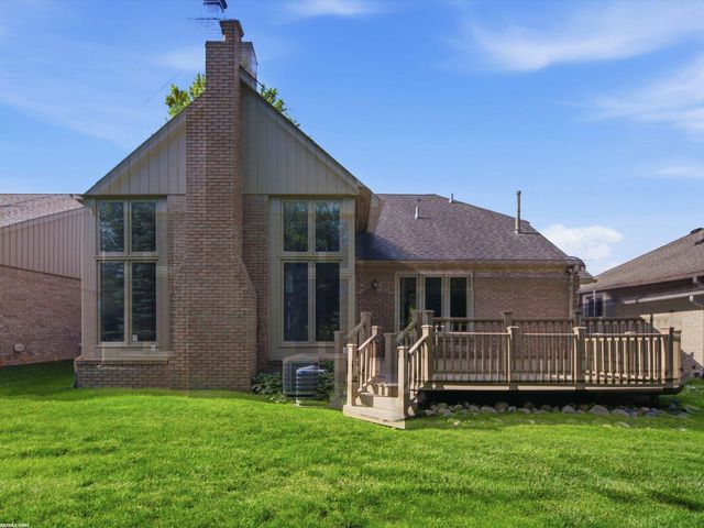6737 Copper Creek Drive, Washington, MI 48094