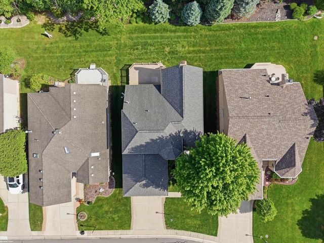 6737 Copper Creek Drive, Washington, MI 48094