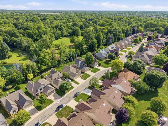 6737 Copper Creek Drive, Washington, MI 48094