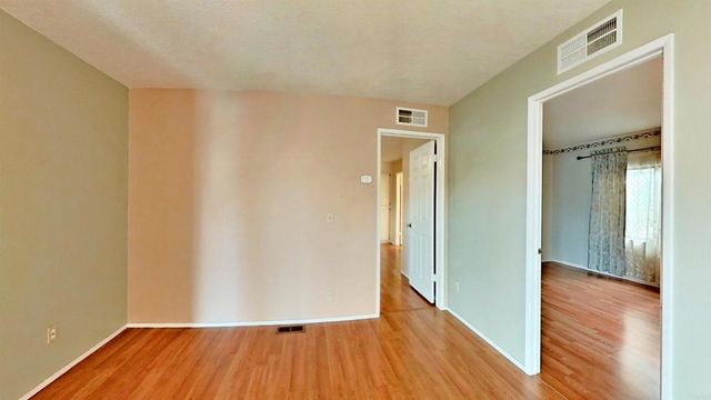 1629 Desert Gln, Escondido, CA 92026