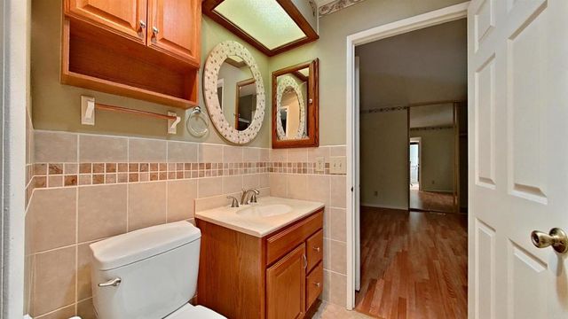 1629 Desert Gln, Escondido, CA 92026