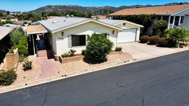 1629 Desert Gln, Escondido, CA 92026