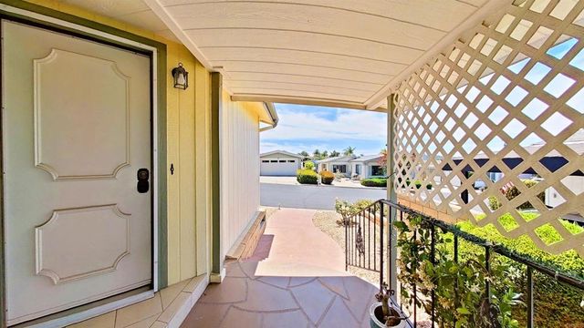1629 Desert Gln, Escondido, CA 92026