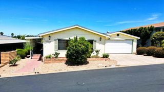 1629 Desert Gln, Escondido, CA 92026