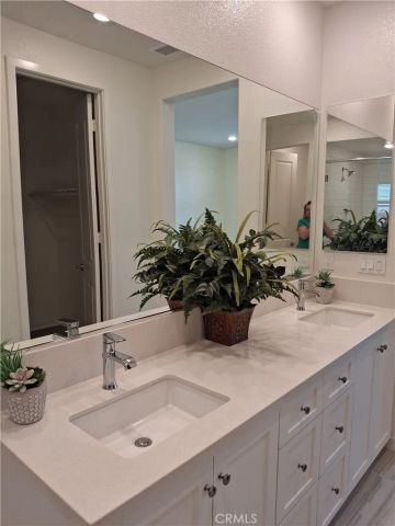 10776 Telegraph Road, Ventura, CA 93004