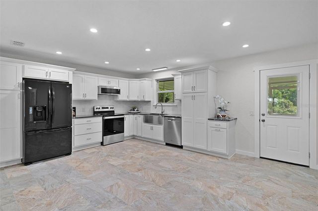 14635 SE 28TH COURT, Summerfield, FL 34491