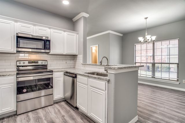 2364 Calendar Court, Grand Prairie, TX 75050