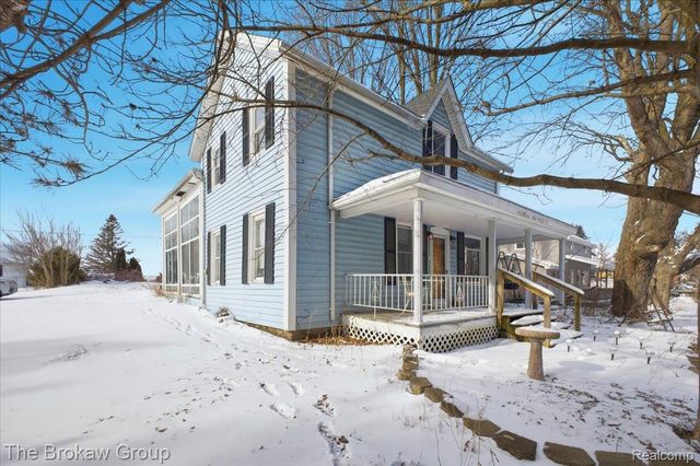 274 S Lake Pleasant Road, Attica Township, MI 48412