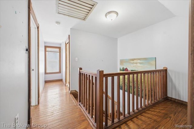 274 S Lake Pleasant Road, Attica Township, MI 48412