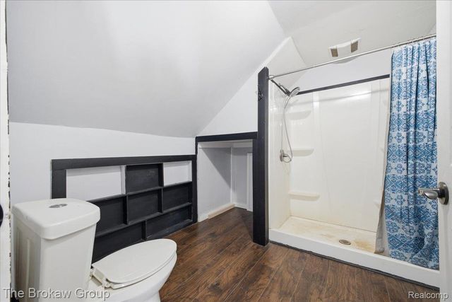 274 S Lake Pleasant Road, Attica Township, MI 48412