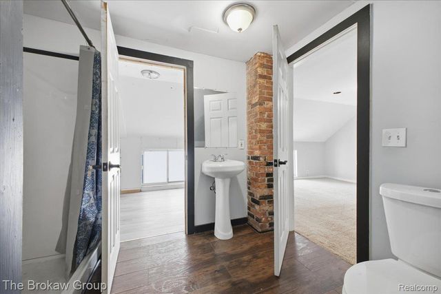 274 S Lake Pleasant Road, Attica Township, MI 48412