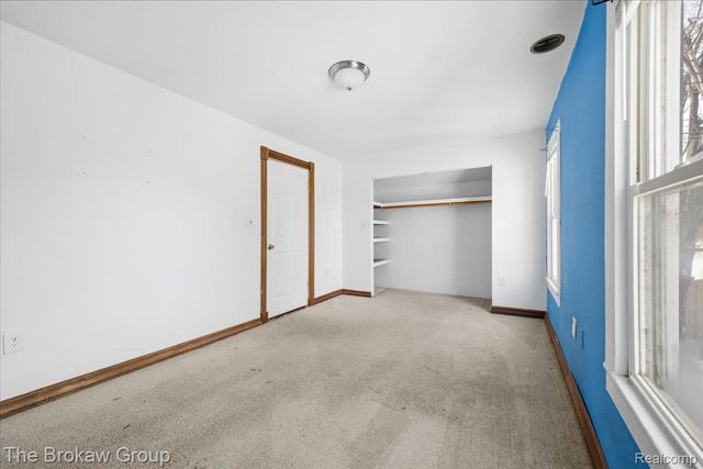 274 S Lake Pleasant Road, Attica Township, MI 48412