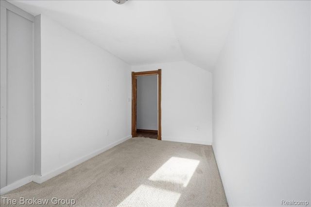 274 S Lake Pleasant Road, Attica Township, MI 48412