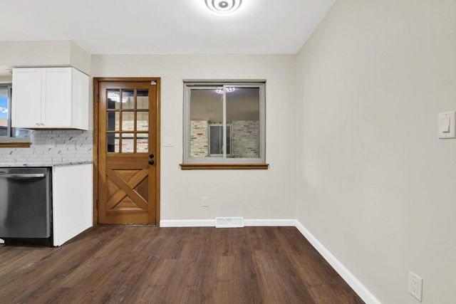 9851 W Beloit ROAD, Milwaukee, WI 53227