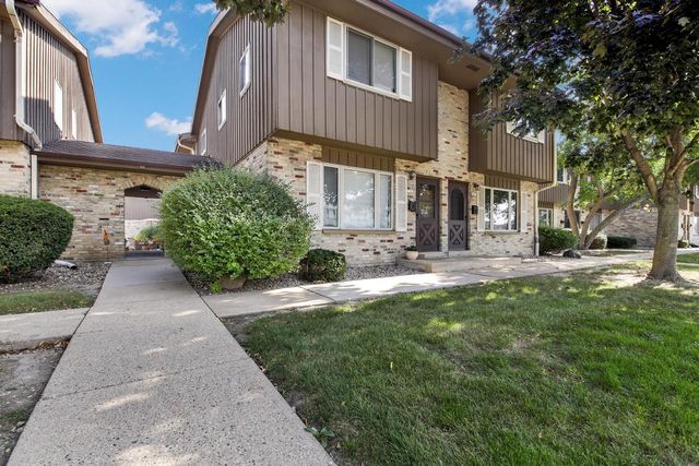 9851 W Beloit ROAD, Milwaukee, WI 53227