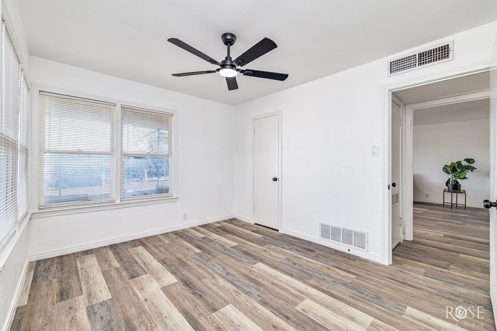 Image 17 of property listing at 1906 Juanita Ave, San Angelo, TX 76901