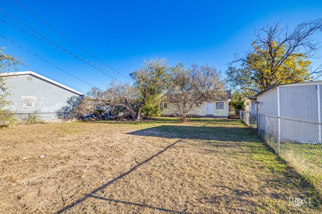 Image 24 of property listing at 1906 Juanita Ave, San Angelo, TX 76901