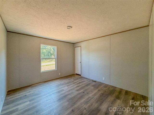 4277 Chinquapin Circle, Lenoir, NC 28645
