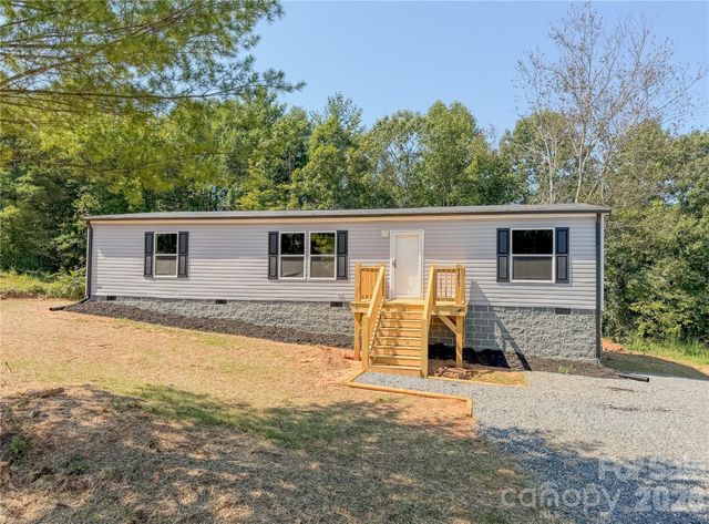 4277 Chinquapin Circle, Lenoir, NC 28645