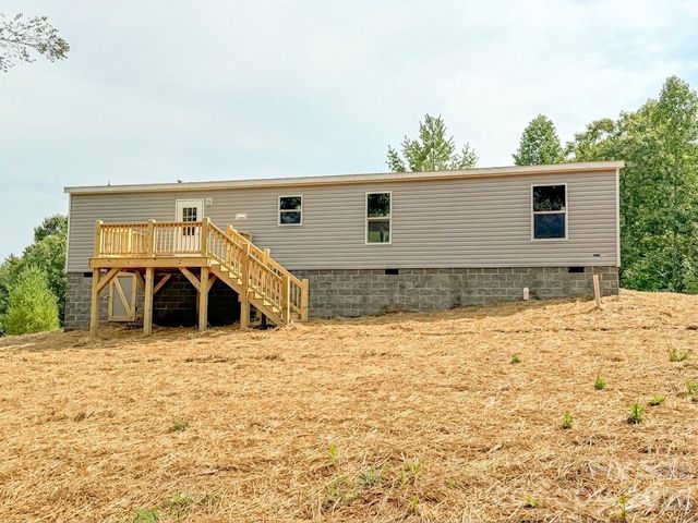 4277 Chinquapin Circle, Lenoir, NC 28645