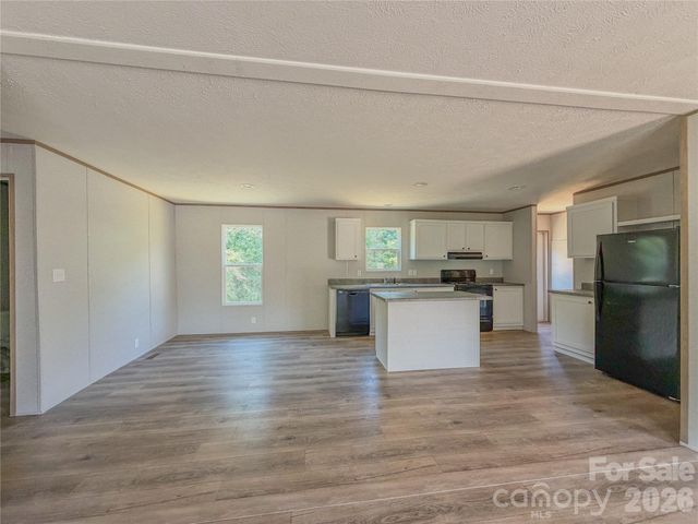4277 Chinquapin Circle, Lenoir, NC 28645