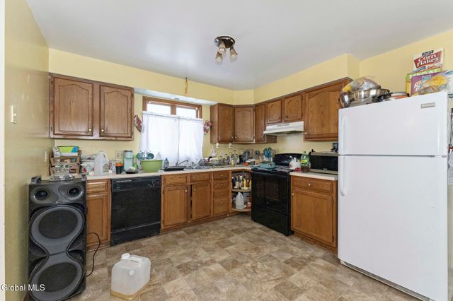 227-229 Elm Street, Schenectady, NY 12304