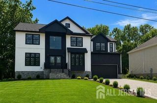 80 Gaywood Avenue, Colonia, NJ 07067
