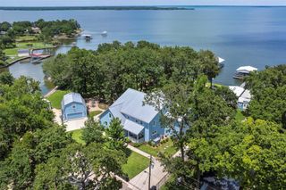 10515 Hound Dog Trail, Wills Point, TX 75169
