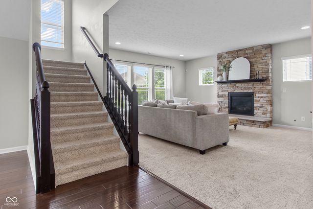 13824 Fieldcrest Drive, Mccordsville, IN 46055
