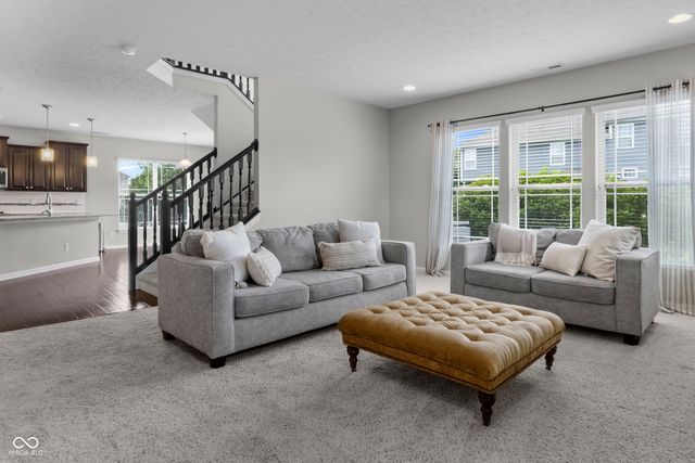 13824 Fieldcrest Drive, Mccordsville, IN 46055