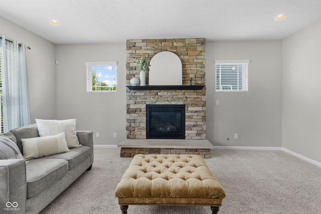 13824 Fieldcrest Drive, Mccordsville, IN 46055
