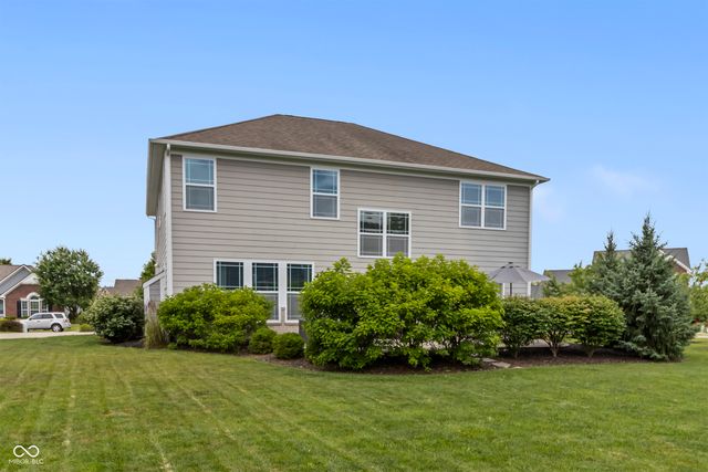 13824 Fieldcrest Drive, Mccordsville, IN 46055