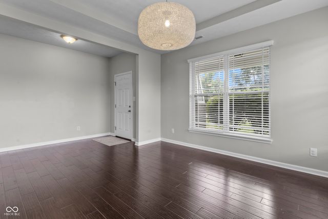 13824 Fieldcrest Drive, Mccordsville, IN 46055