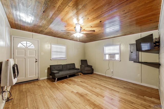 2512 Highway 665, Montegut, LA 70377